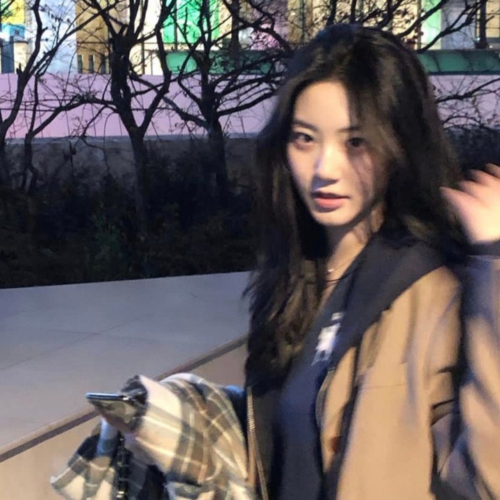 好女三头瞒